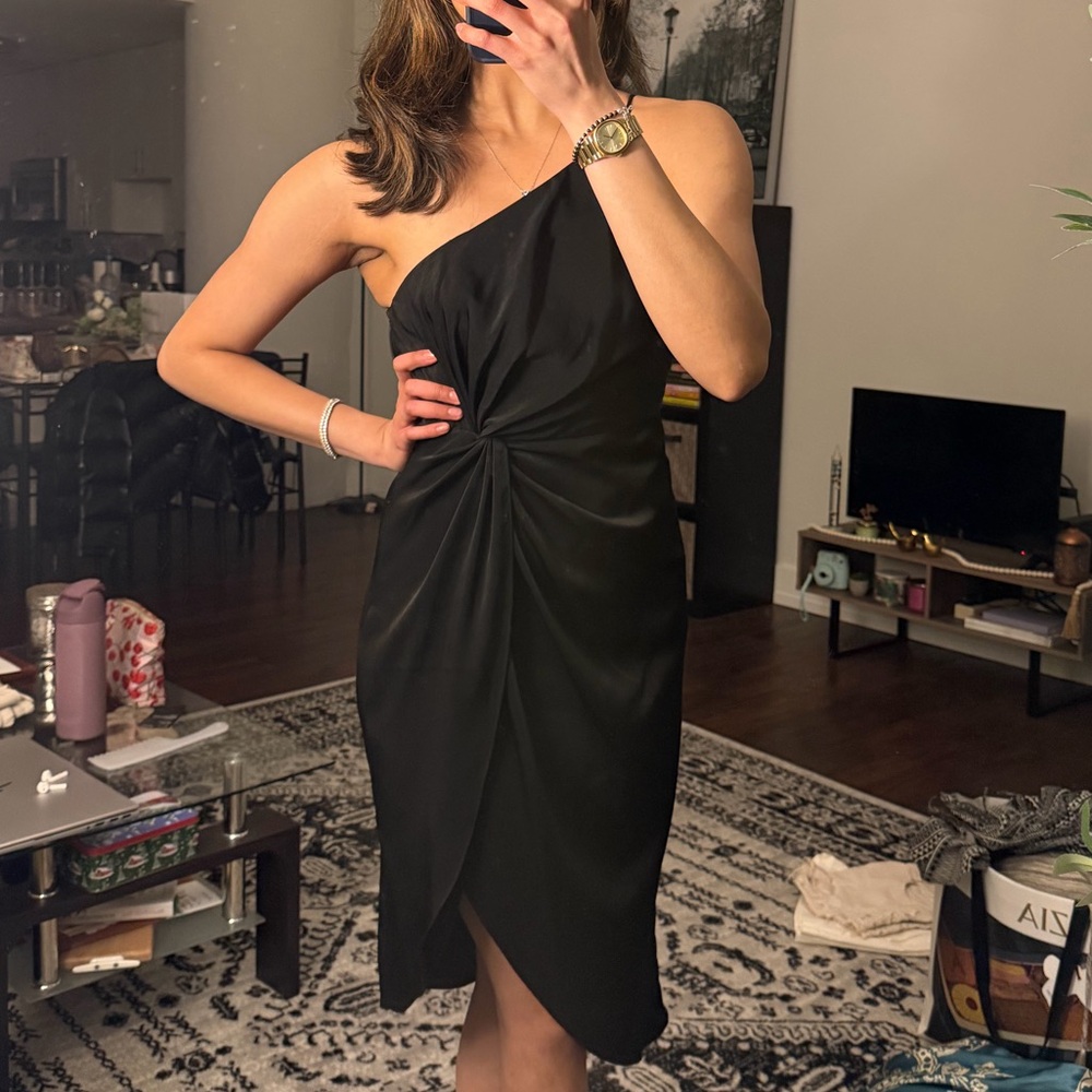 Aidan Mattox One-Shoulder Black Twist-Front Dress